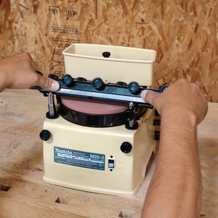 Makita (98202) Blade Sharpener