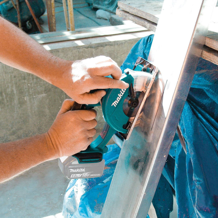 Makita 18V LXT Lithium-Ion Cordless 5-3/8" Metal Cutting Saw (Bare Tool)